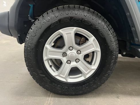 Used 2020 Jeep Wrangler Unlimited Sport S AWD/4WD image 29