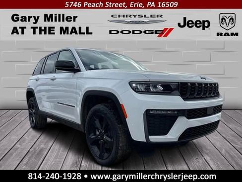 New 2026 Jeep Grand Cherokee Limited w/ Limited Altitude Package AWD/4WD image 1