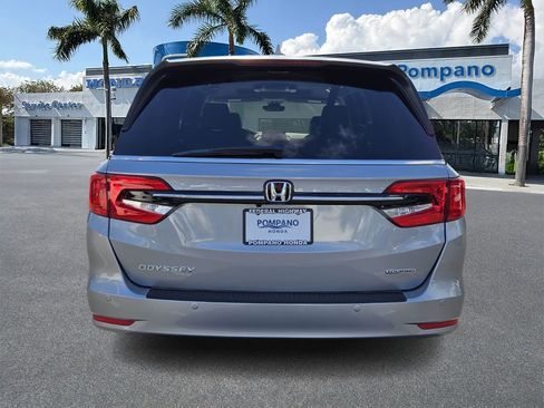 Used 2024 Honda Odyssey Touring image 6
