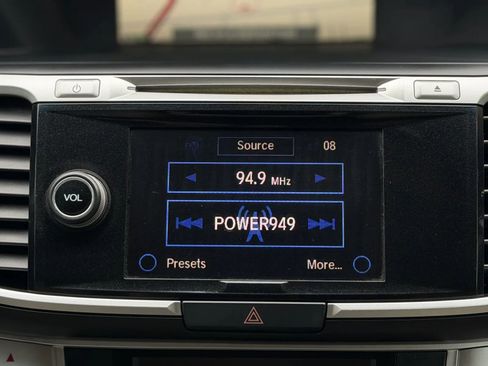 Used 2014 Honda Accord EX-L image 32