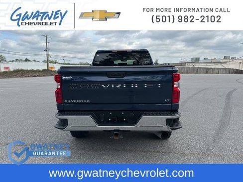 Used 2022 Chevrolet Silverado 2500 LT w/ Convenience Package image 6