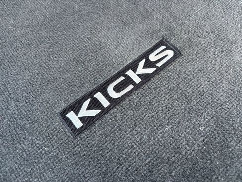 Used 2021 Nissan Kicks S image 52