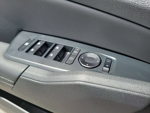 Certified 2026 Kia Sportage EX FWD image 28