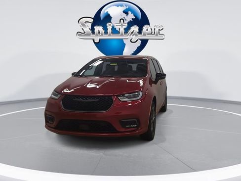 New 2026 Chrysler Pacifica Select image 6