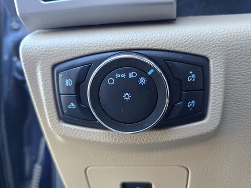 Used 2015 Ford F150 Lariat w/ Equipment Group 502A Luxury image 13