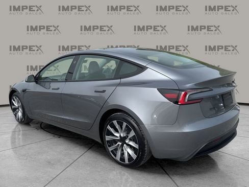 Used 2024 Tesla Model 3 Standard Range RWD image 3