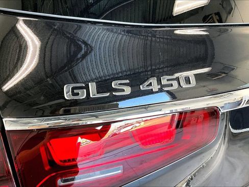 New 2026 Mercedes-Benz GLS 450 4MATIC image 15