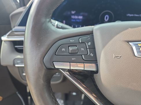 Used 2023 Cadillac Escalade Sport w/ LPO, ONYX Package AWD/4WD image 17