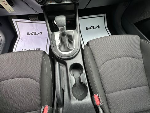 Used 2024 Kia Forte LXS FWD image 21