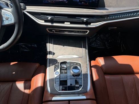 Used 2023 BMW X7 xDrive40i w/ Executive Package AWD/4WD image 15