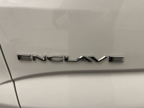 Used 2024 Buick Enclave Essence w/ LPO, Floor Liner Package FWD image 23