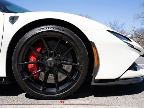 Used 2022 Ferrari SF90 Stradale image 11