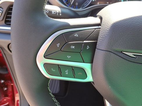 New 2027 Chrysler Pacifica Select FWD image 23