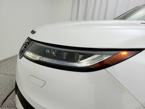 New 2026 Land Rover Range Rover Sport SE AWD/4WD image 33