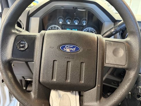 Used 2012 Ford F250 XL w/ PWR Equipment Group AWD/4WD image 13