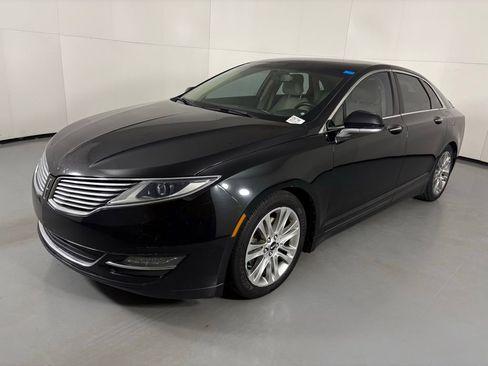 Used 2016 Lincoln MKZ w/ Equipment Group 300A Reserve image 4