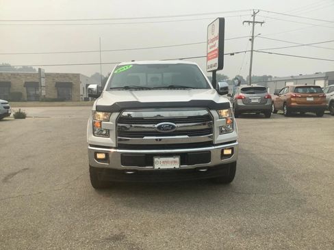 Used 2017 Ford F150 Lariat AWD/4WD image 3