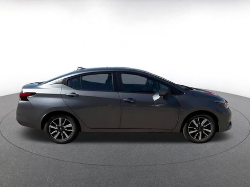 Used 2025 Nissan Versa SV FWD image 15
