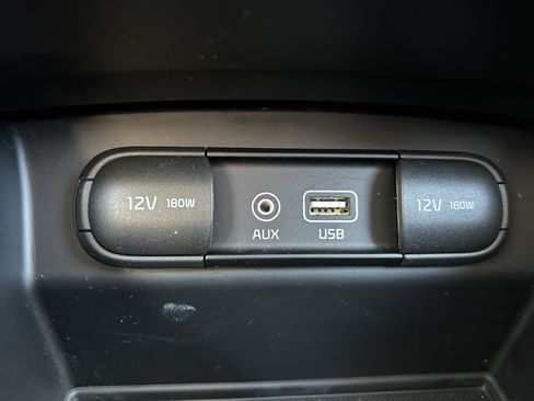 Used 2018 Kia Sorento FWD image 31