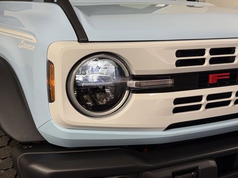 New 2025 Ford Bronco Heritage Edition image 7