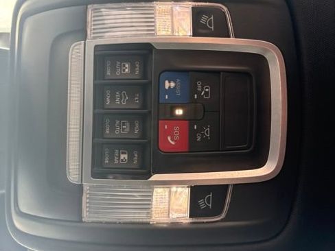 Used 2022 RAM 1500 Rebel w/ G/T Package AWD/4WD image 37