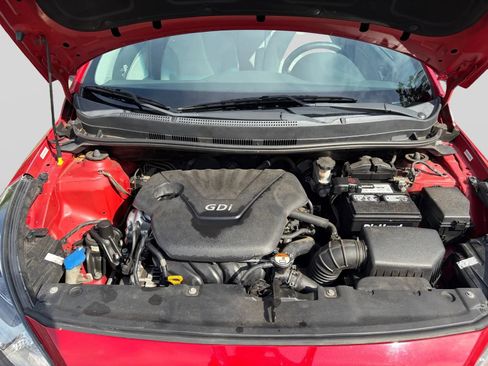 Used 2013 Hyundai Accent GS FWD image 20