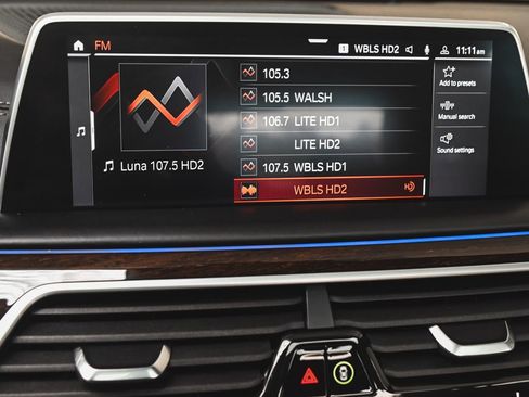 Used 2022 BMW 740i xDrive w/ M Sport Package image 24