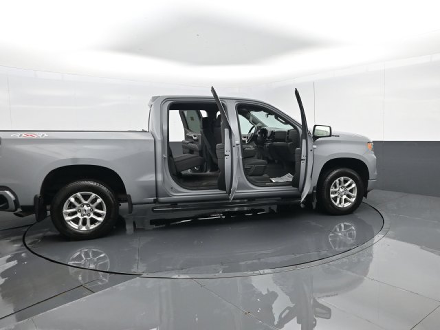 Used 2024 Chevrolet Silverado 1500 RST AWD/4WD image 28