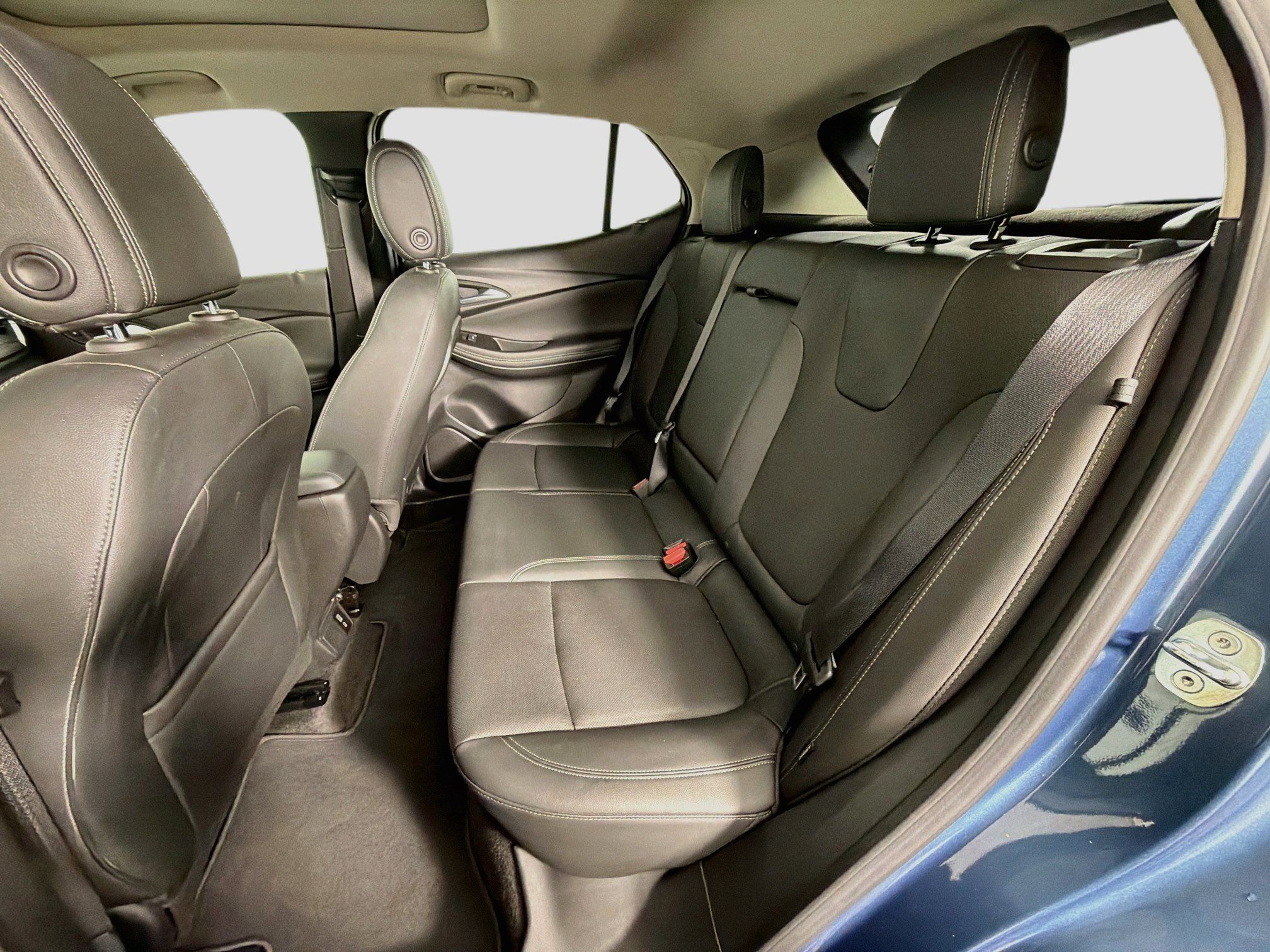 Used 2024 Buick Encore GX Sport Touring w/ Experience Buick Package FWD image 27