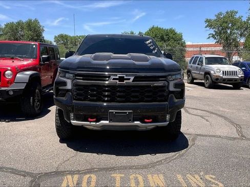 Used 2025 Chevrolet Silverado 1500 ZR2 AWD/4WD image 6