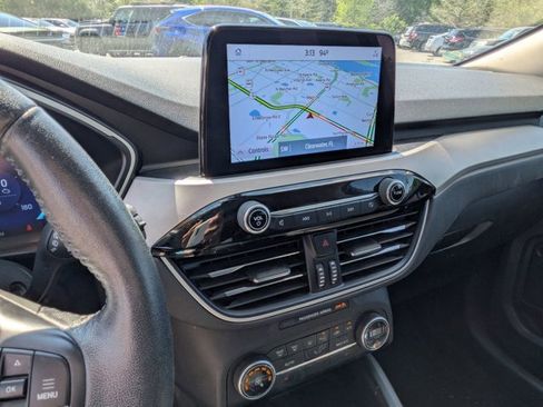 Used 2020 Ford Escape SE Sport FWD image 11