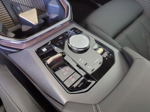 Used 2025 BMW X3 xDrive30i w/ Convenience Package image 22