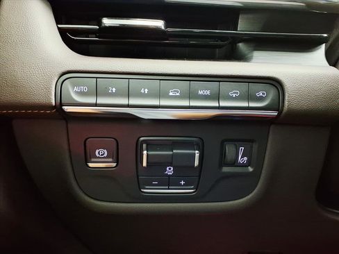 Certified 2021 Cadillac Escalade Premium Luxury w/ Driver Assist Tech Package image 22