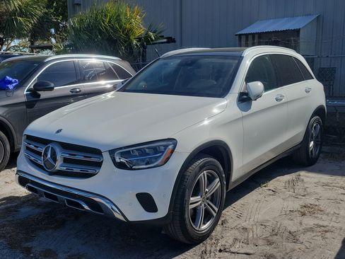 Certified 2022 Mercedes-Benz GLC 300 image 1
