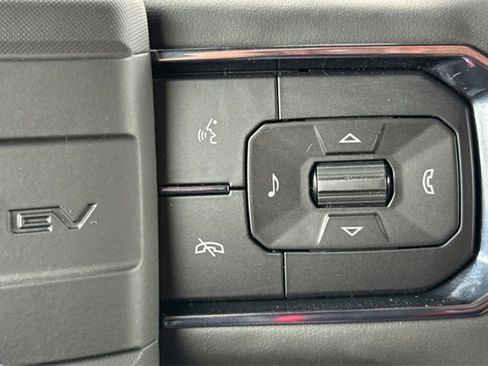 New 2026 GMC Hummer EV SUV image 29