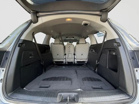 Used 2018 Honda Odyssey Touring image 17