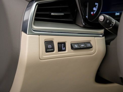 New 2026 Cadillac XT5 Premium Luxury w/ LPO, Floor Liner Package image 19