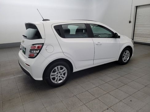 Used 2020 Chevrolet Sonic LT image 10