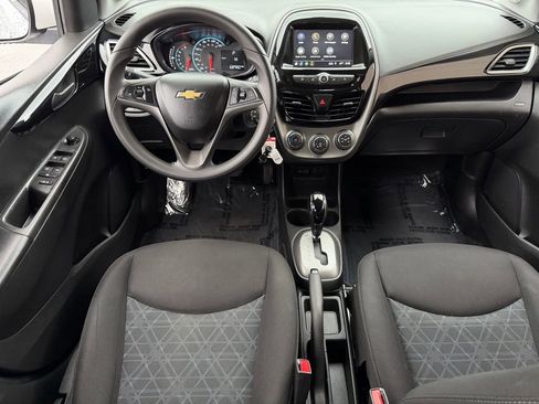 Used 2021 Chevrolet Spark LT image 9