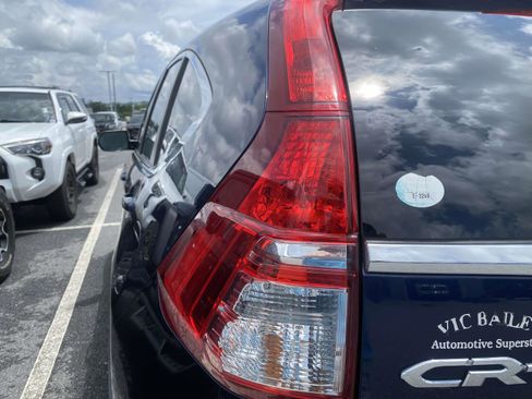 Used 2015 Honda CR-V EX image 11