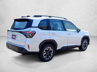 Used 2025 Subaru Forester AWD/4WD video 4