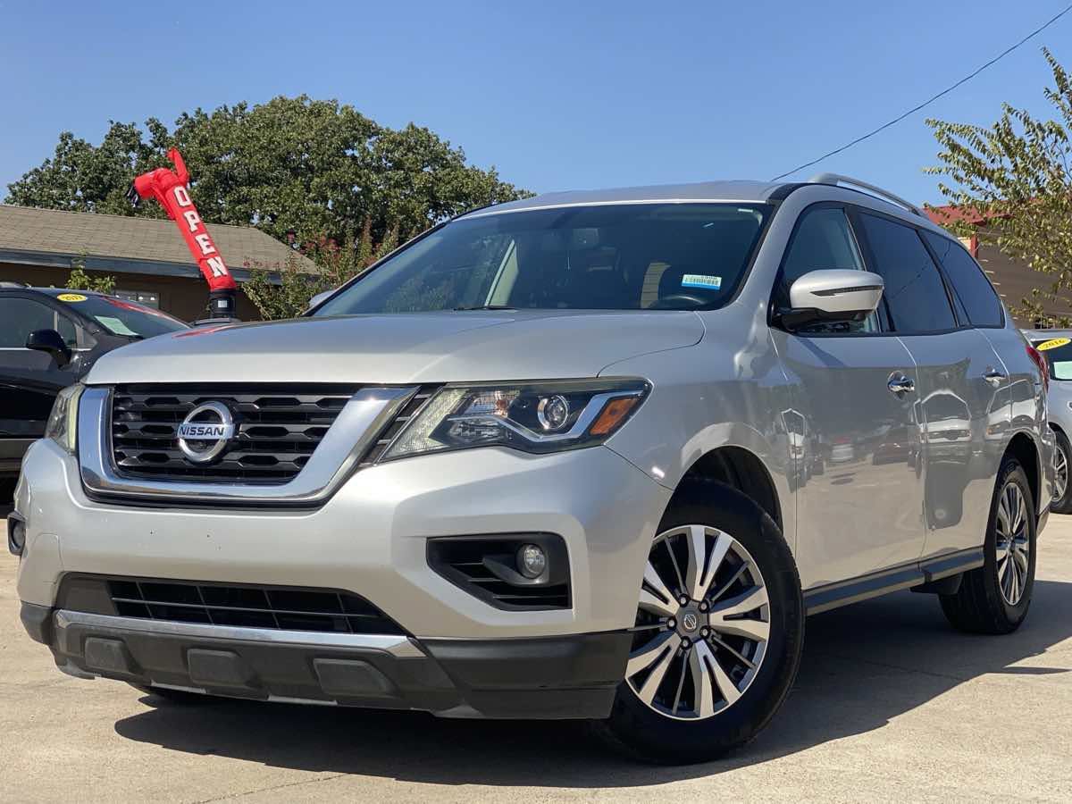 Used 2019 Nissan Pathfinder SL FWD image 3