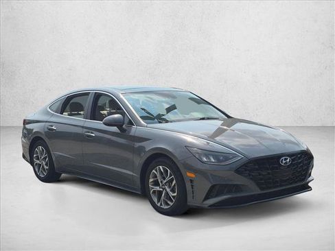 Used 2022 Hyundai Sonata SEL w/ Convenience Package FWD image 3