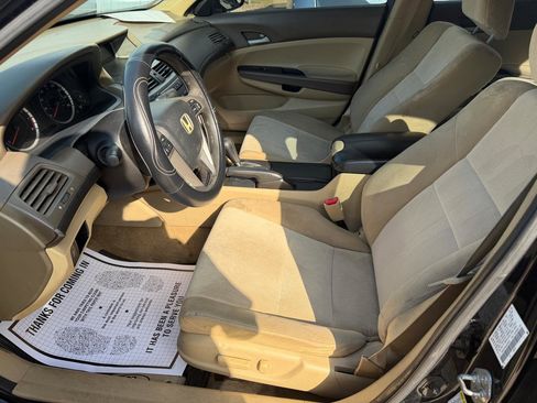Used 2010 Honda Accord LX-P image 9