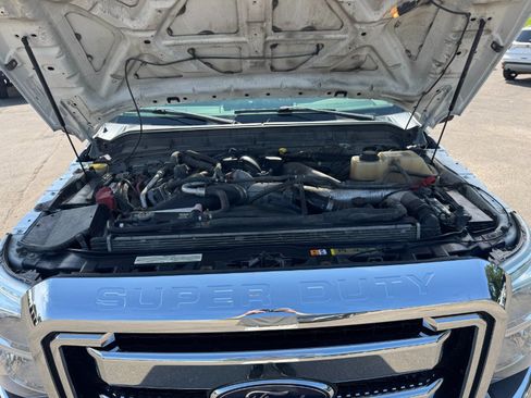 Used 2012 Ford F250 Lariat w/ Chrome Pkg AWD/4WD image 23