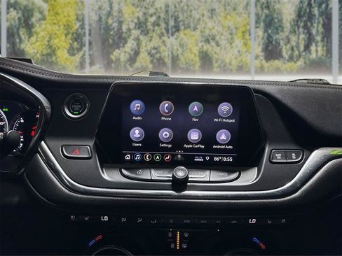 Used 2019 Chevrolet Blazer Premier w/ Sun and Wheels Package AWD/4WD image 16