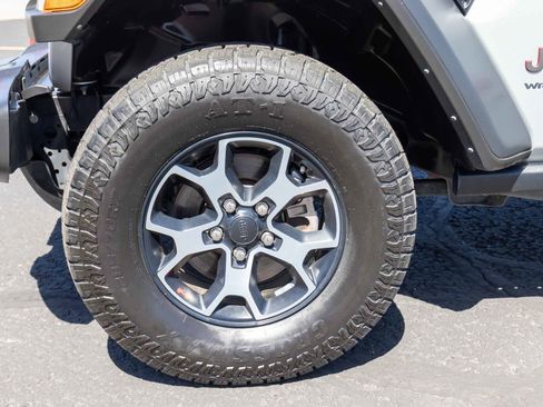Used 2022 Jeep Wrangler Unlimited Rubicon AWD/4WD image 37