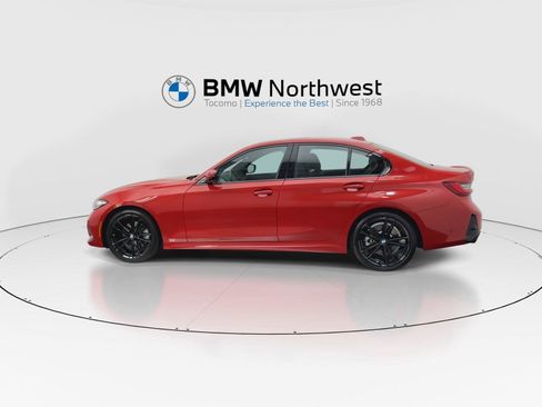 Used 2023 BMW 330i xDrive Sedan w/ M Sport Package AWD/4WD image 11