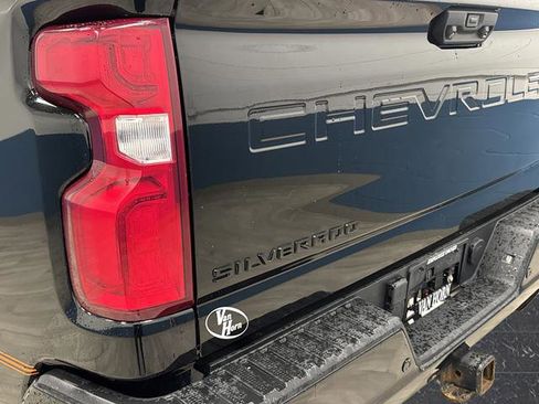 Used 2022 Chevrolet Silverado 2500 LTZ w/ LTZ Plus Package image 35