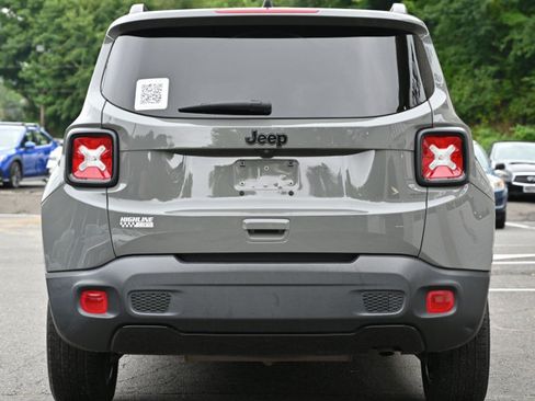 Used 2020 Jeep Renegade Altitude FWD image 5